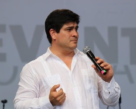 carlos_alvarado_gordo.jpg